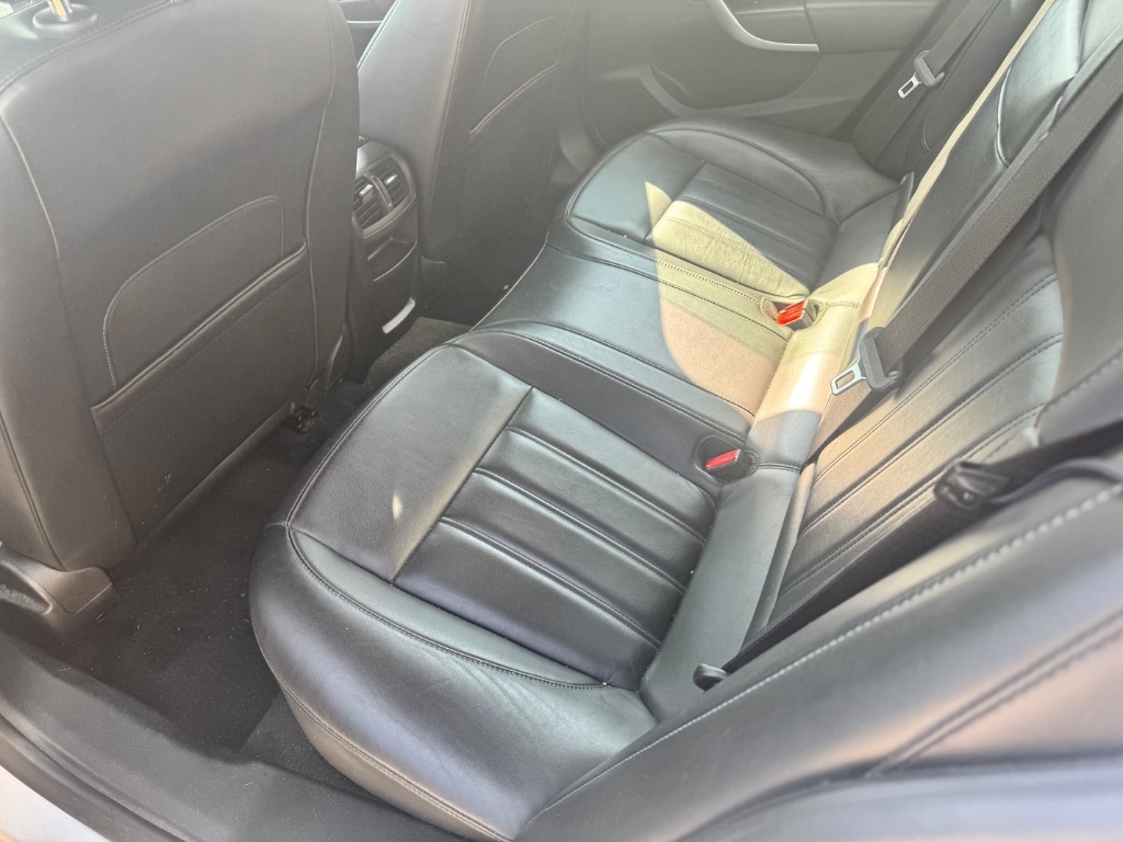 Buick Regal Base 2012 Buick Regal Base 2012