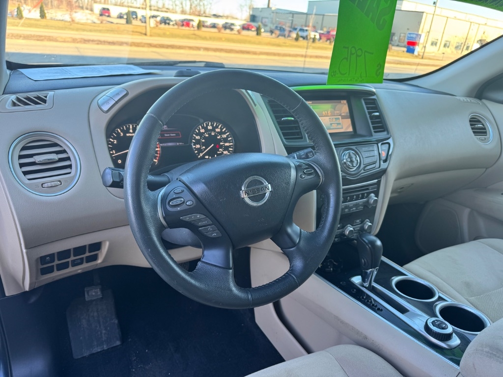 Nissan Pathfinder SL 4WD 2016