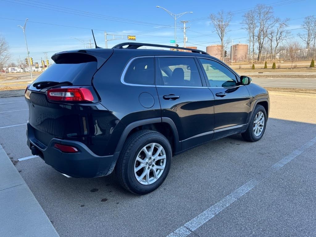 Jeep Cherokee Latitude 4WD 2016