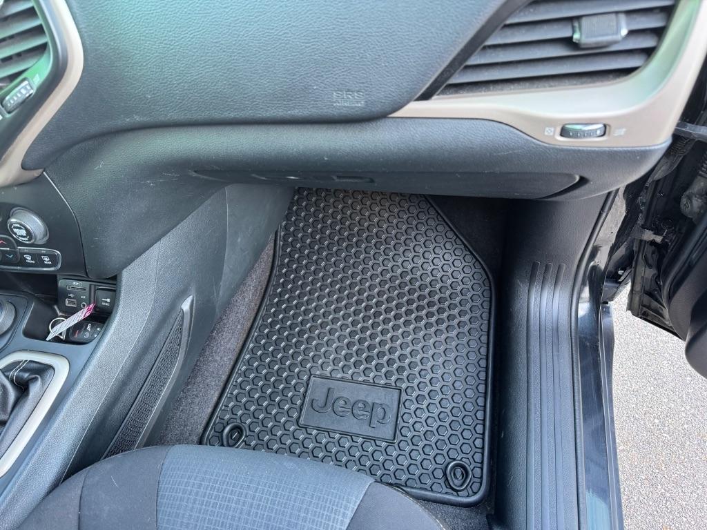 Jeep Cherokee Latitude 4WD 2016