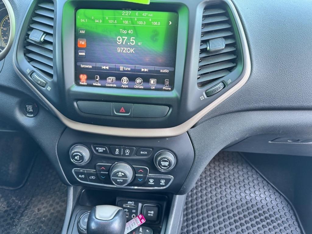 Jeep Cherokee Latitude 4WD 2016