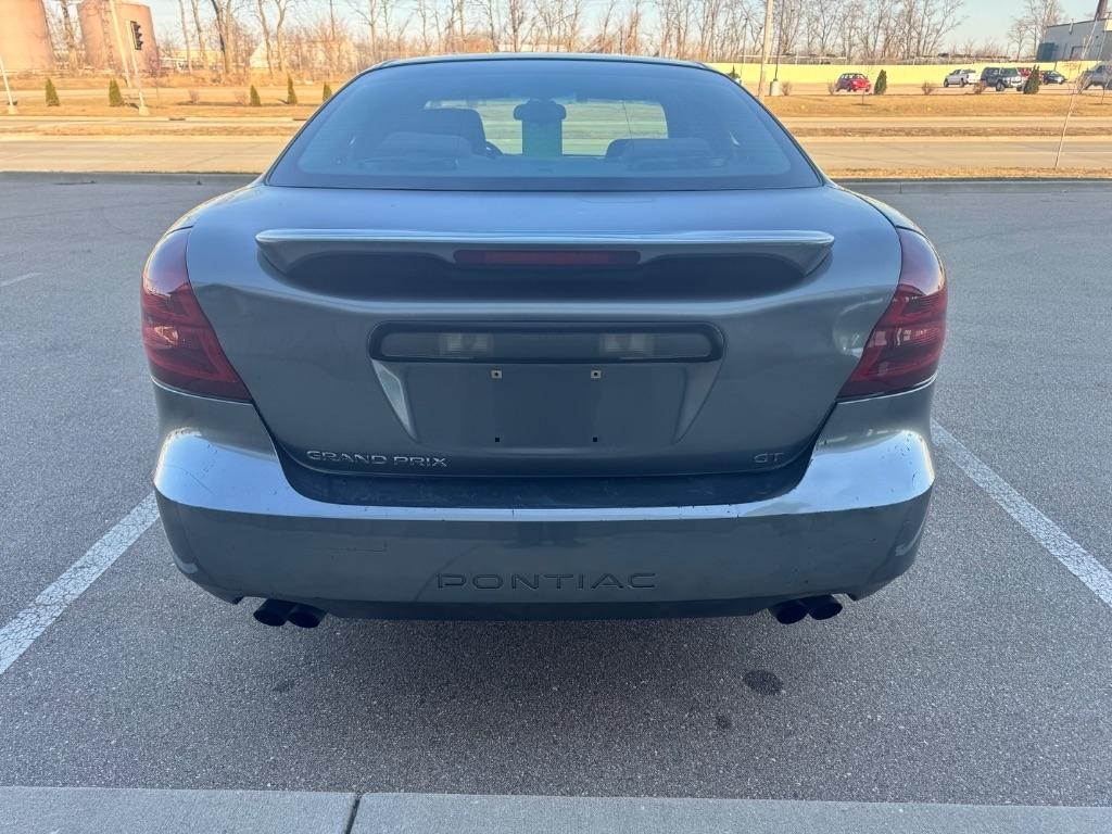 Pontiac Grand Prix GT2 2005