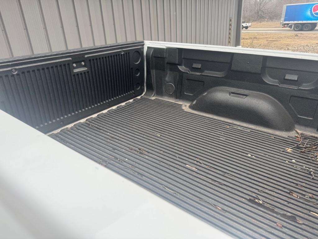 Chevrolet Silverado 1500 Work Truck Crew Cab Short Box 2WD 2011