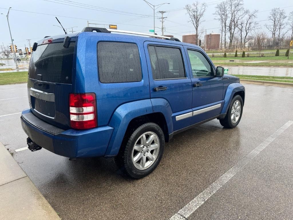 Jeep Liberty Limited 4WD 2010