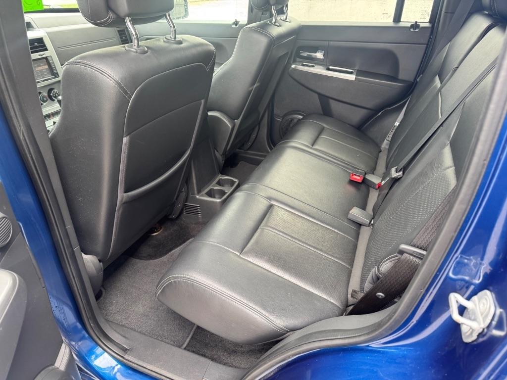 Jeep Liberty Limited 4WD 2010