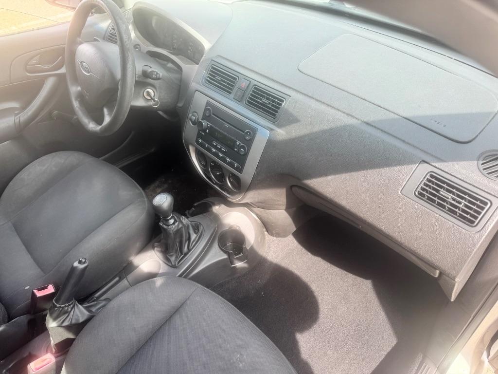 Ford Focus ZX5 SE 2007