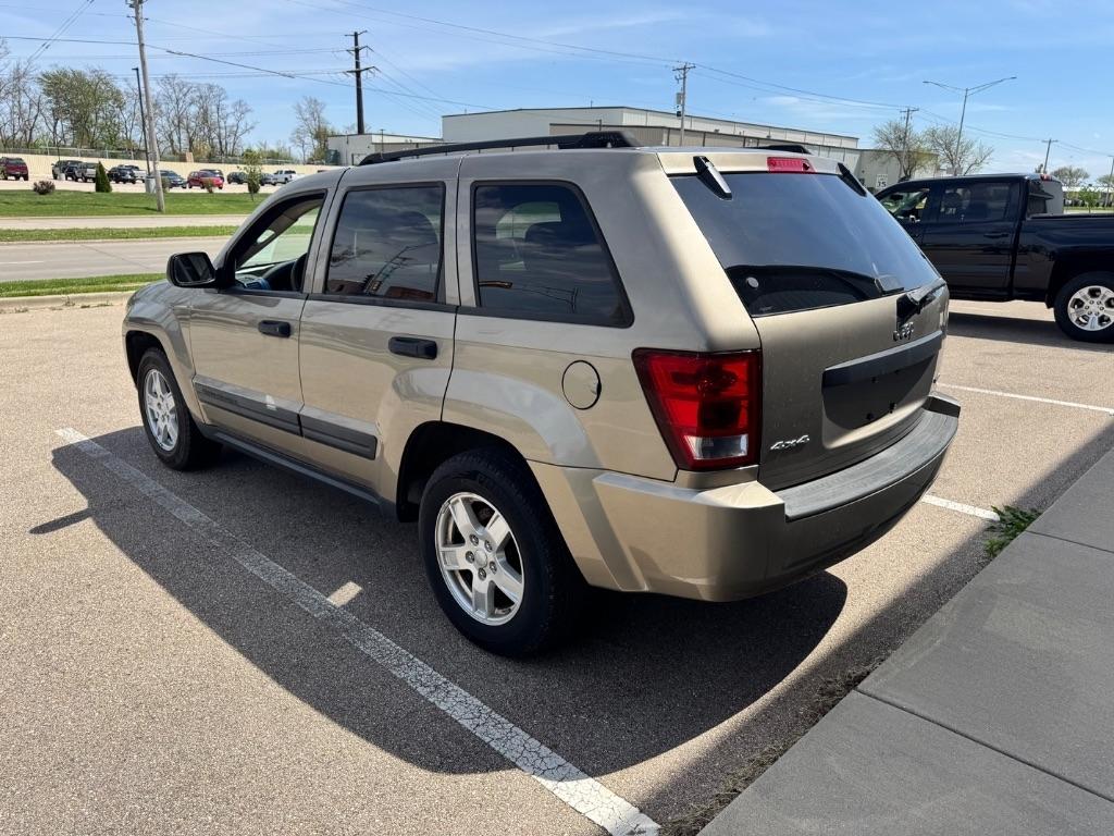 Jeep Grand Cherokee Laredo 4WD 2005