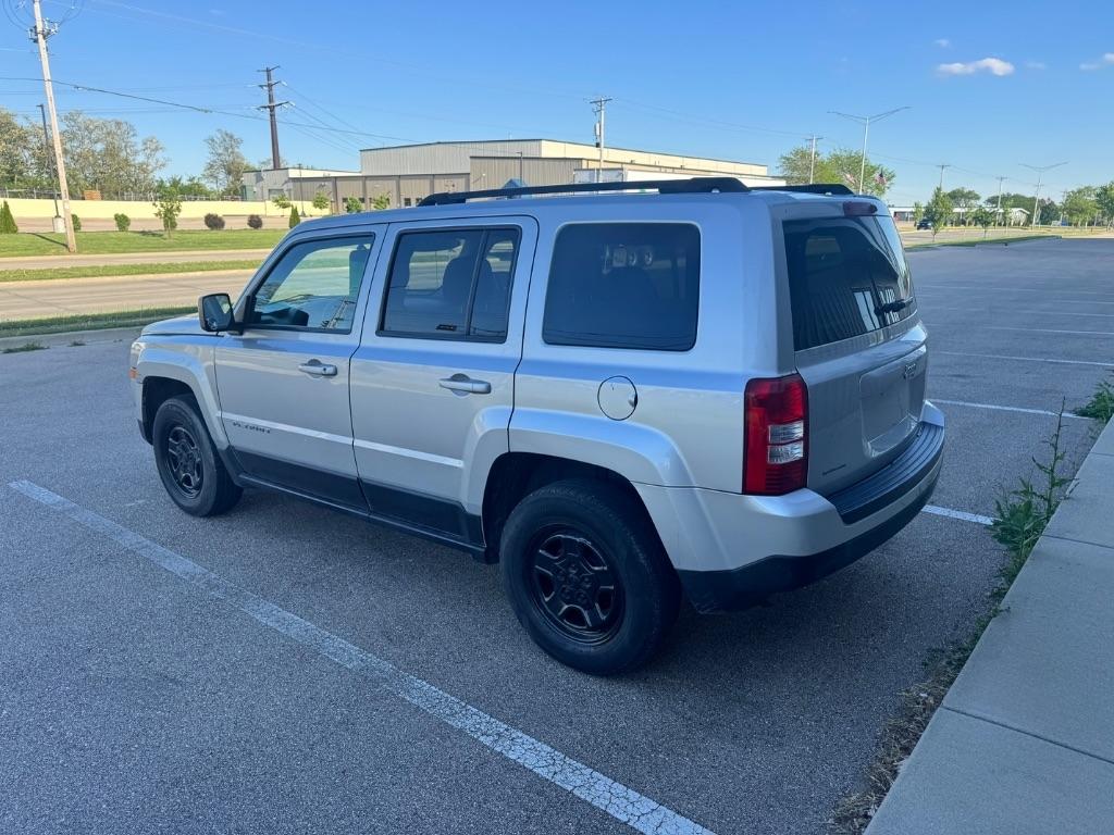 Jeep Patriot Sport 2WD 2012