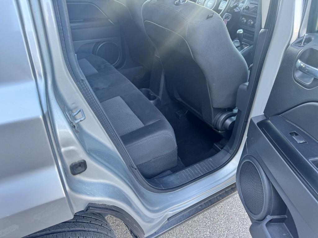 Jeep Patriot Sport 2WD 2012