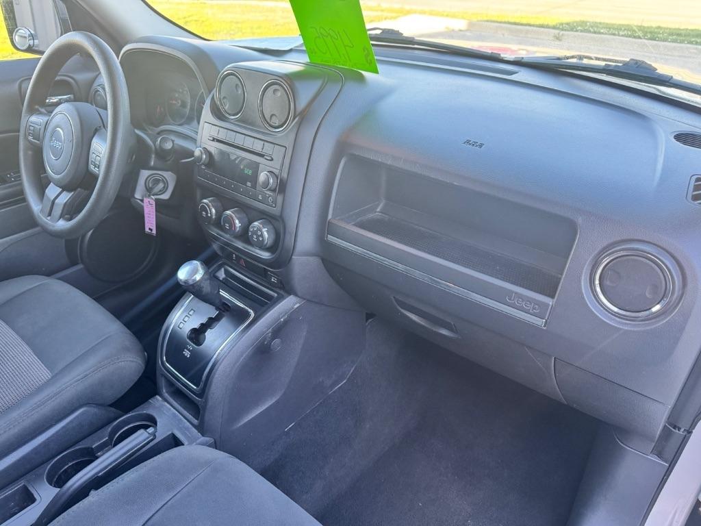 Jeep Patriot Sport 2WD 2012
