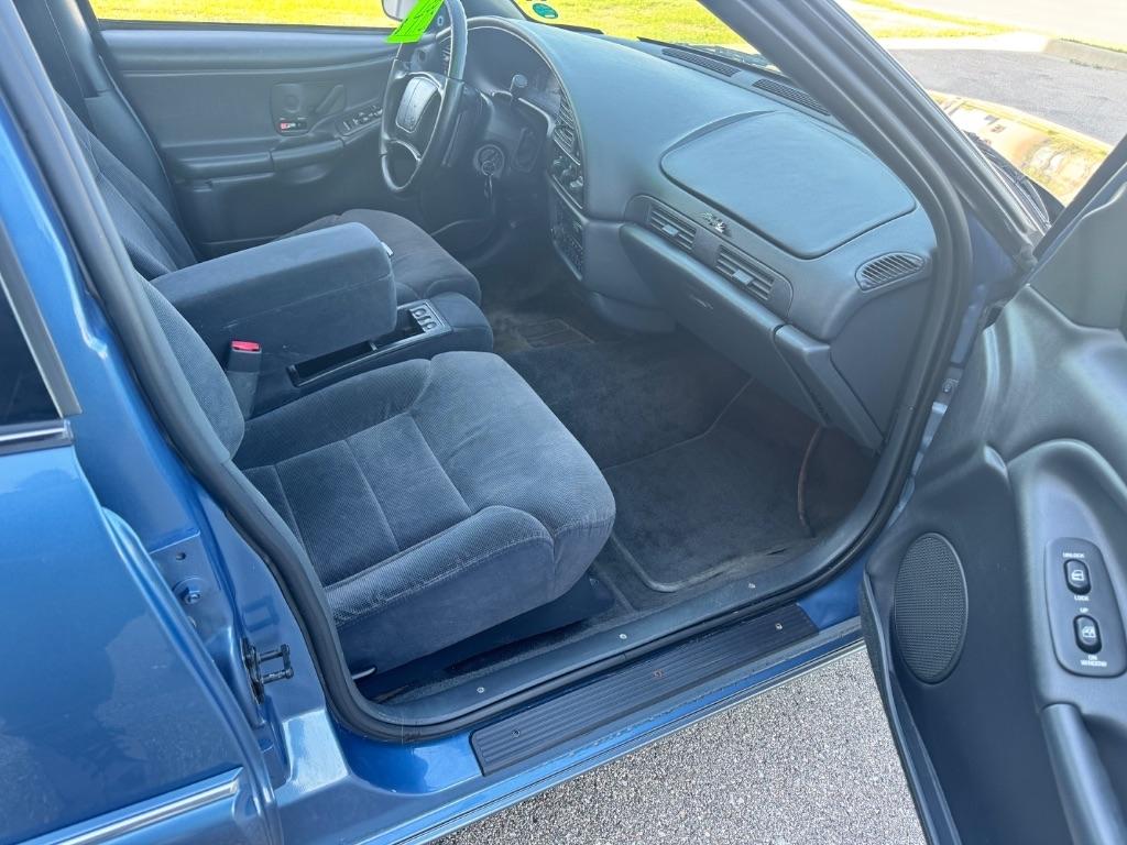 Buick Skylark Limited sedan 1997