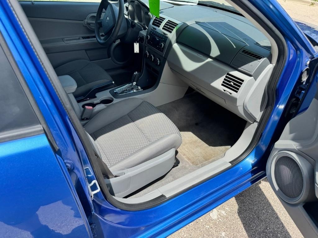 Dodge Avenger SE 2008