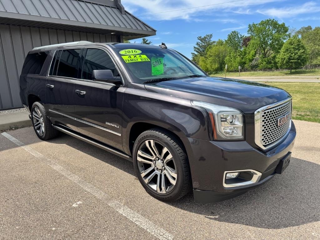 GMC Yukon XL Denali 4WD 2016