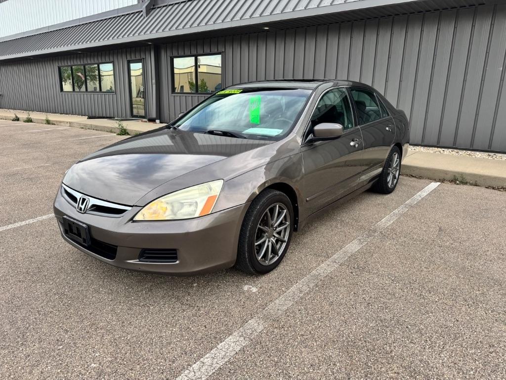 2006 Honda Accord 3.0 EX ULEV 5AT w/Leather's photo