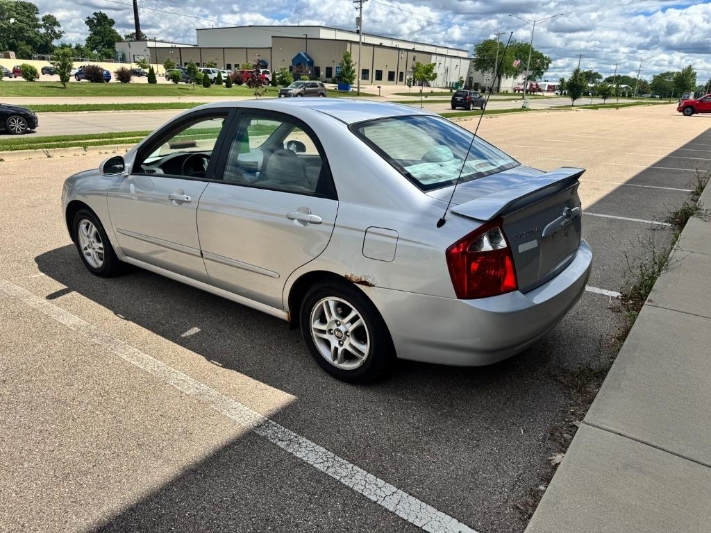 Kia Spectra LX 2004