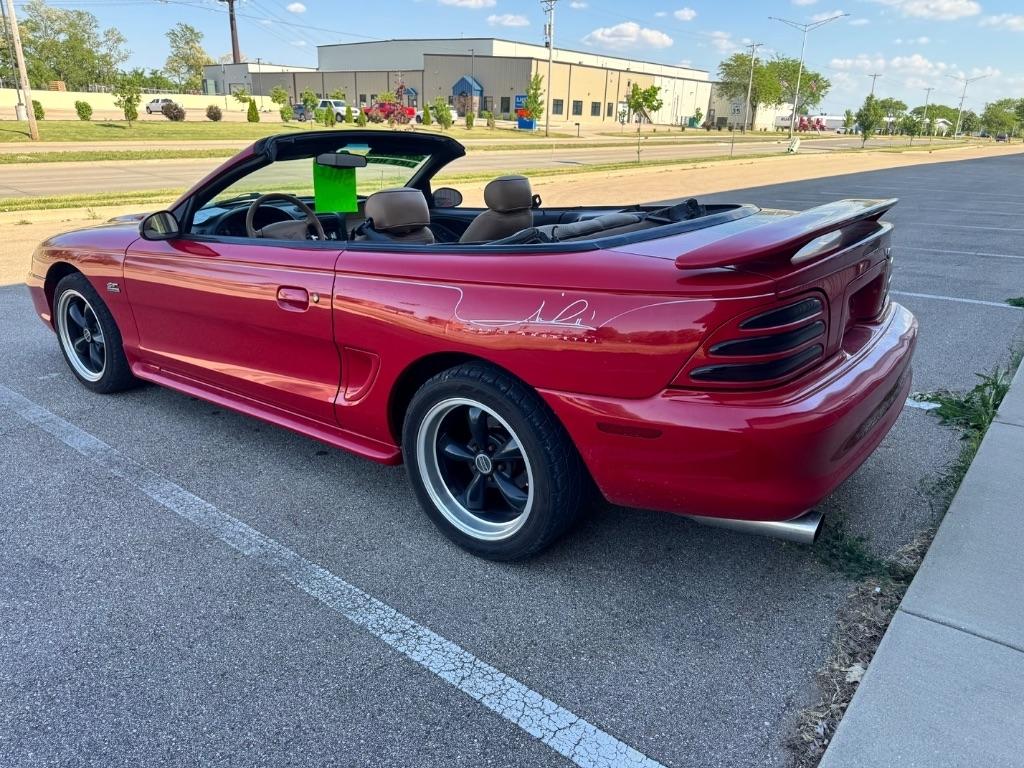 Ford Mustang GT convertible 1995