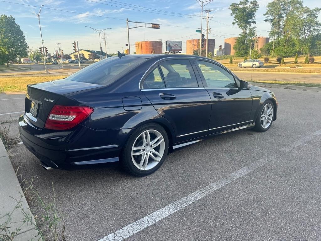 Mercedes-Benz C-Class C300 4MATIC Sport Sedan 2012