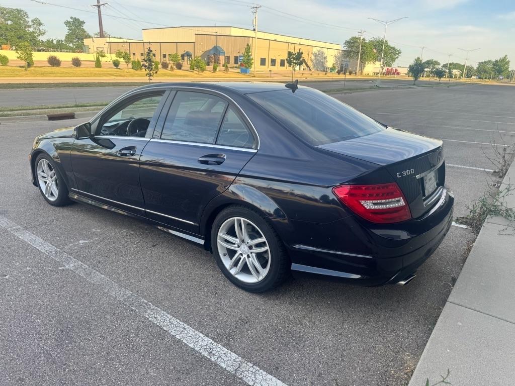 Mercedes-Benz C-Class C300 4MATIC Sport Sedan 2012