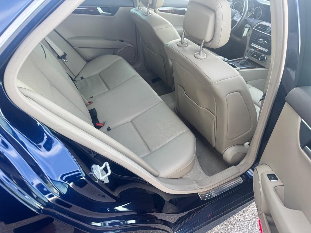Mercedes-Benz C-Class C300 4MATIC Sport Sedan 2012