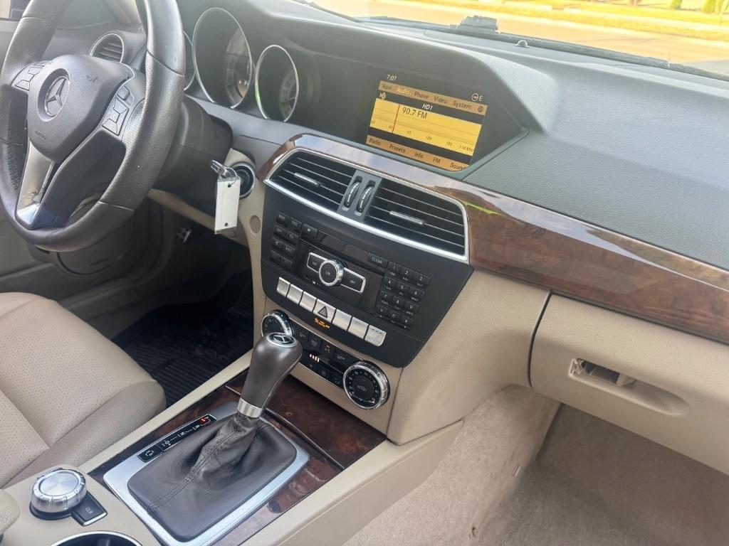 Mercedes-Benz C-Class C300 4MATIC Sport Sedan 2012