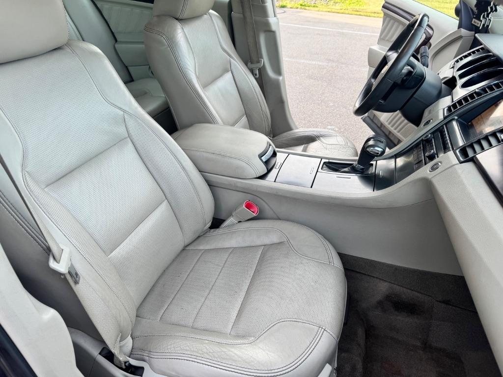 Ford Taurus Limited AWD 2012