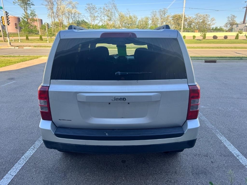 Jeep Patriot Sport 2WD 2012