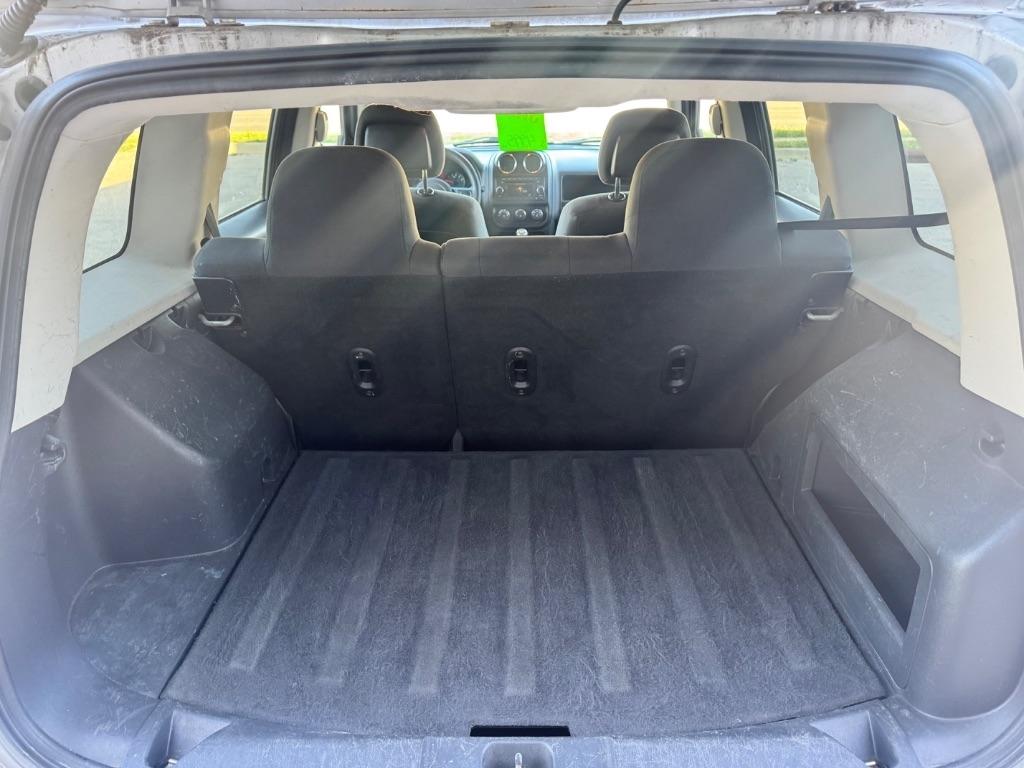 Jeep Patriot Sport 2WD 2012