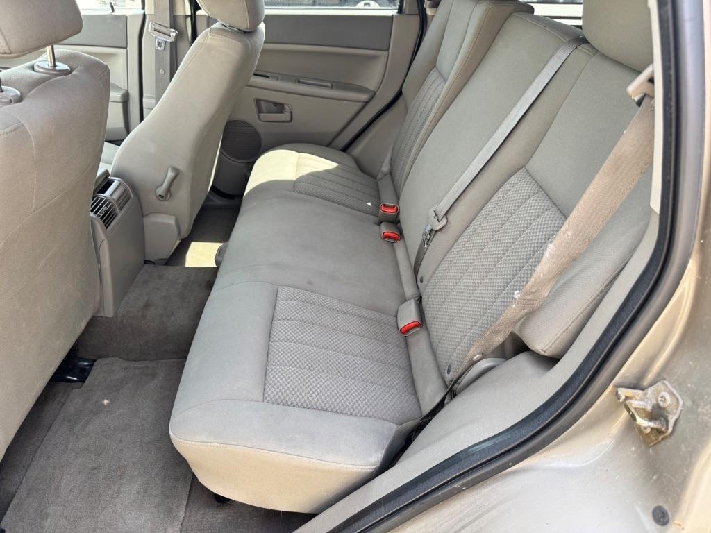 Jeep Grand Cherokee Laredo 4WD 2005