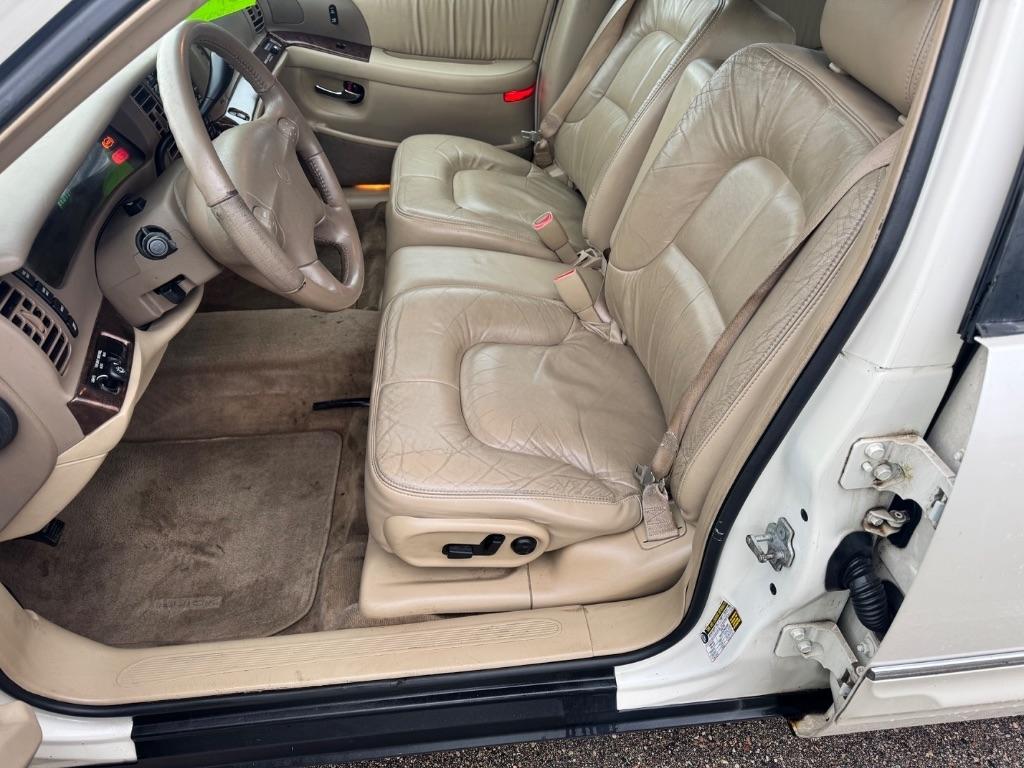 Buick Park Avenue Sedan 2005