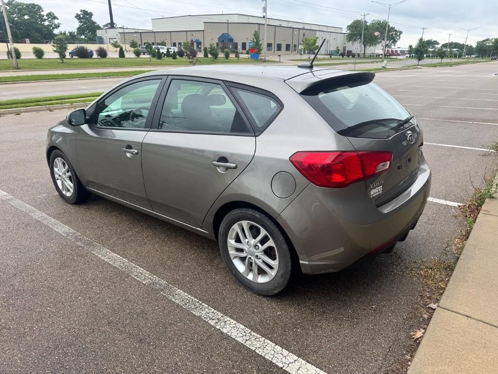 Kia Forte 5-Door EX 2011
