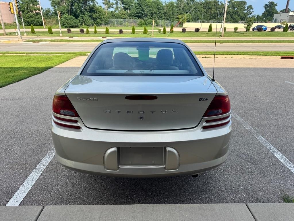 Dodge Stratus Sedan SE Plus 2002