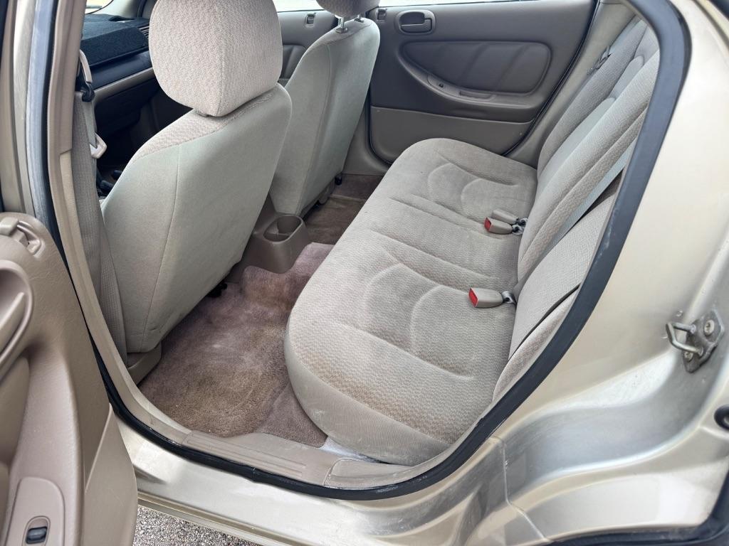 Dodge Stratus Sedan SE Plus 2002