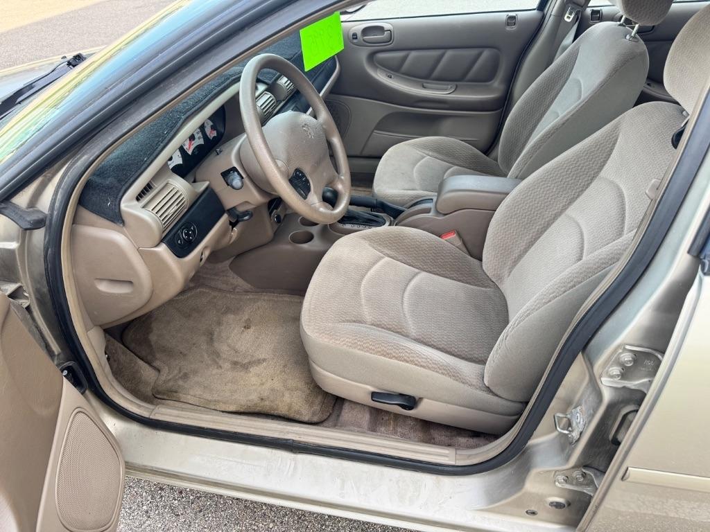 Dodge Stratus Sedan SE Plus 2002