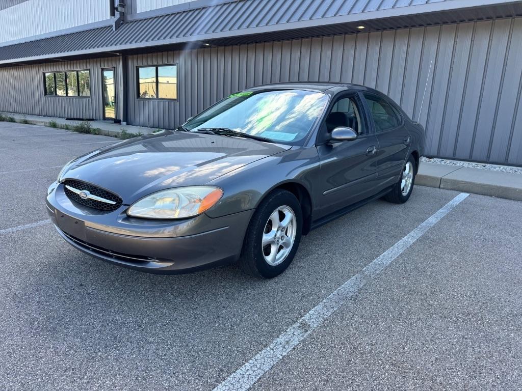 2002 Ford Taurus SE