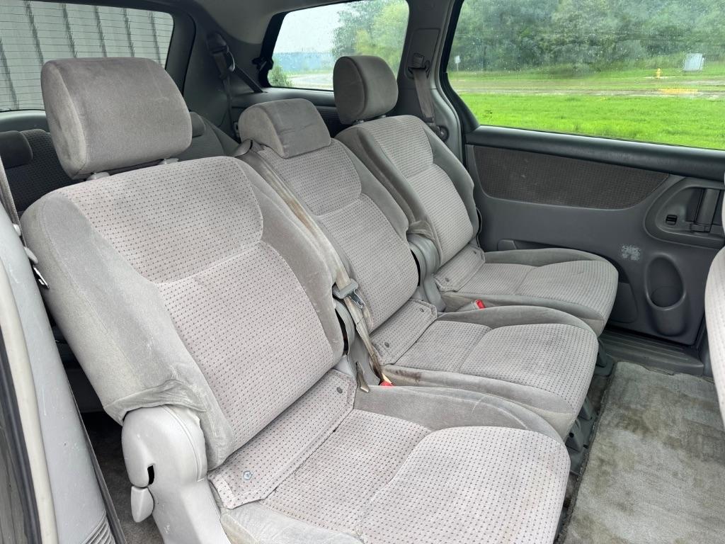 Toyota Sienna LE 7-Passenger 2006