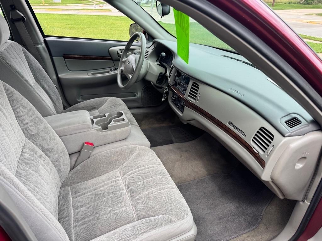 Chevrolet Impala Base 2005