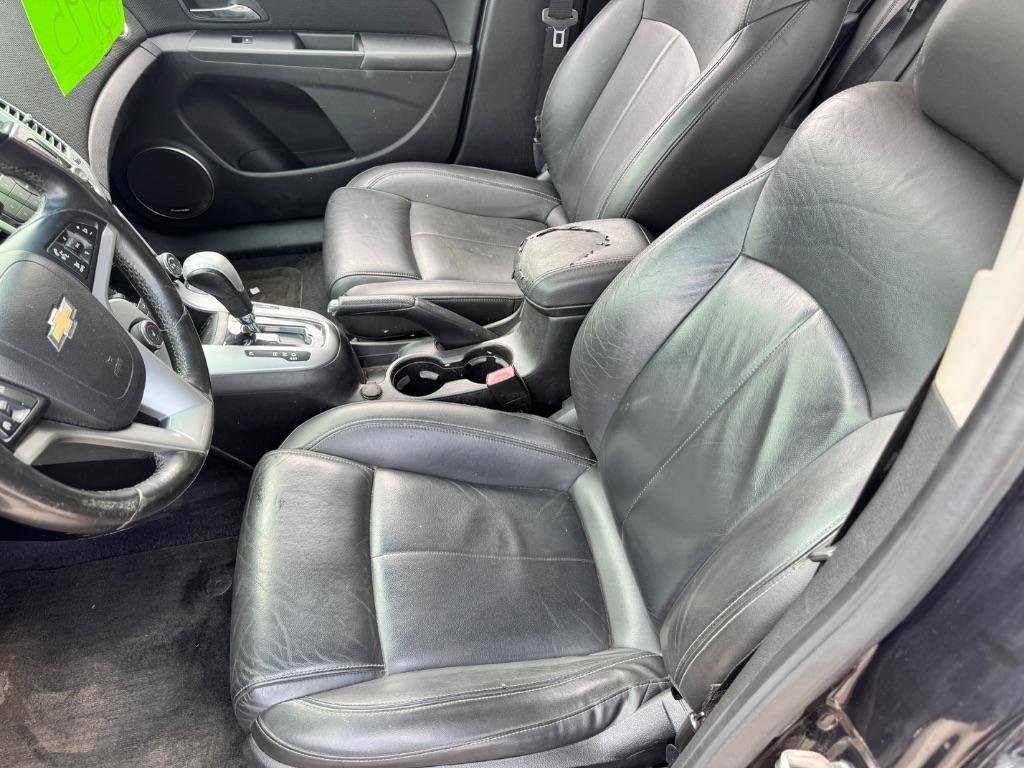 Chevrolet Cruze 2LT 2011