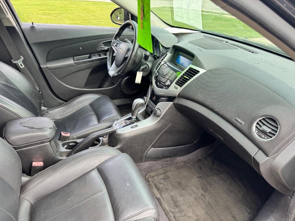 Chevrolet Cruze 2LT 2011