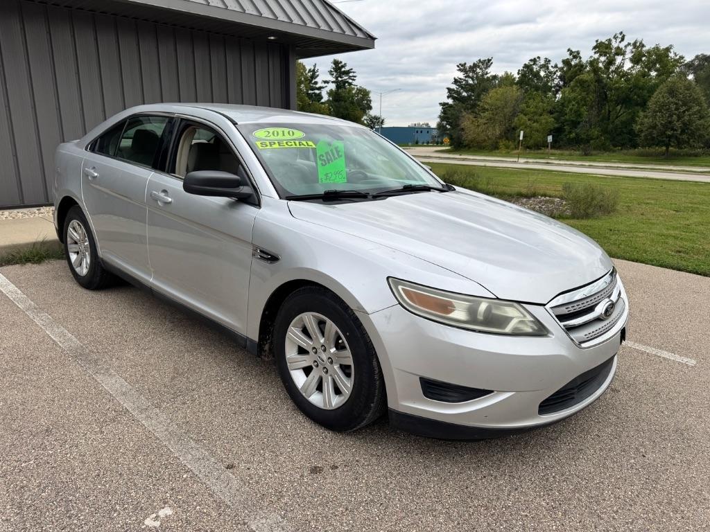 Ford Taurus SE FWD 2010