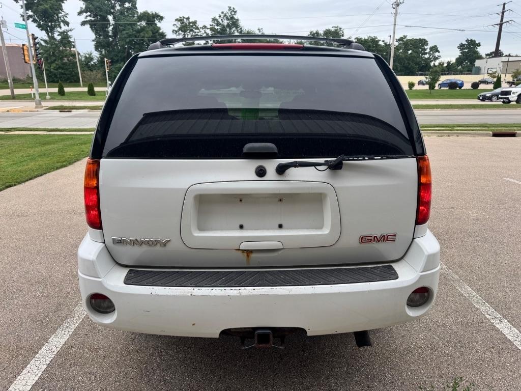 GMC Envoy SLE 4WD 2004