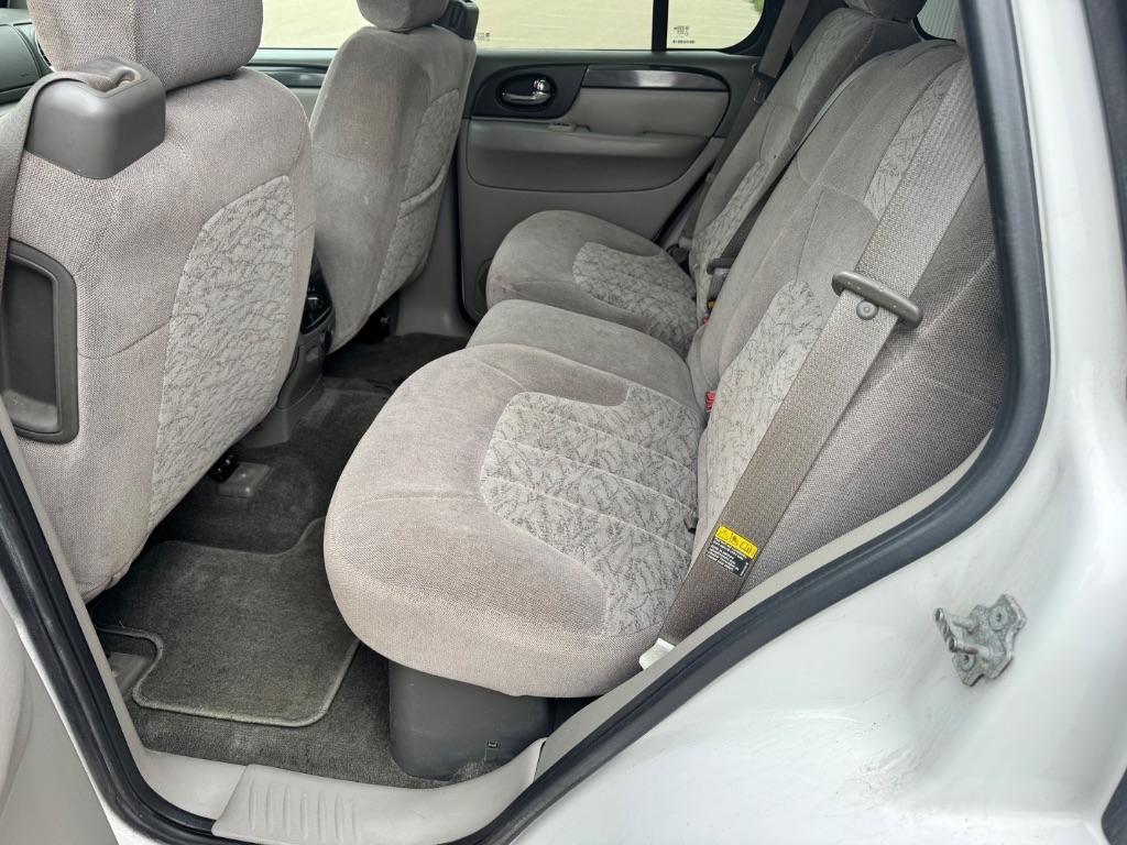 GMC Envoy SLE 4WD 2004