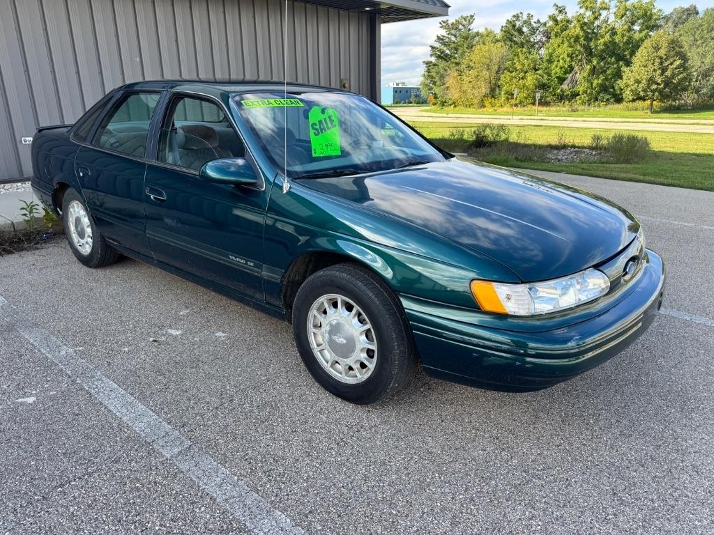 Ford Taurus SE 1995