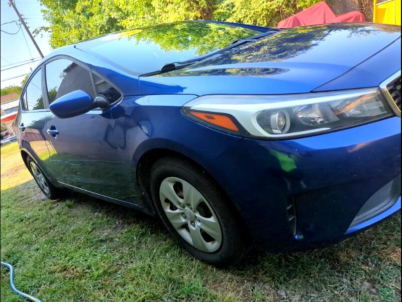 Kia Forte LX 6A 2017