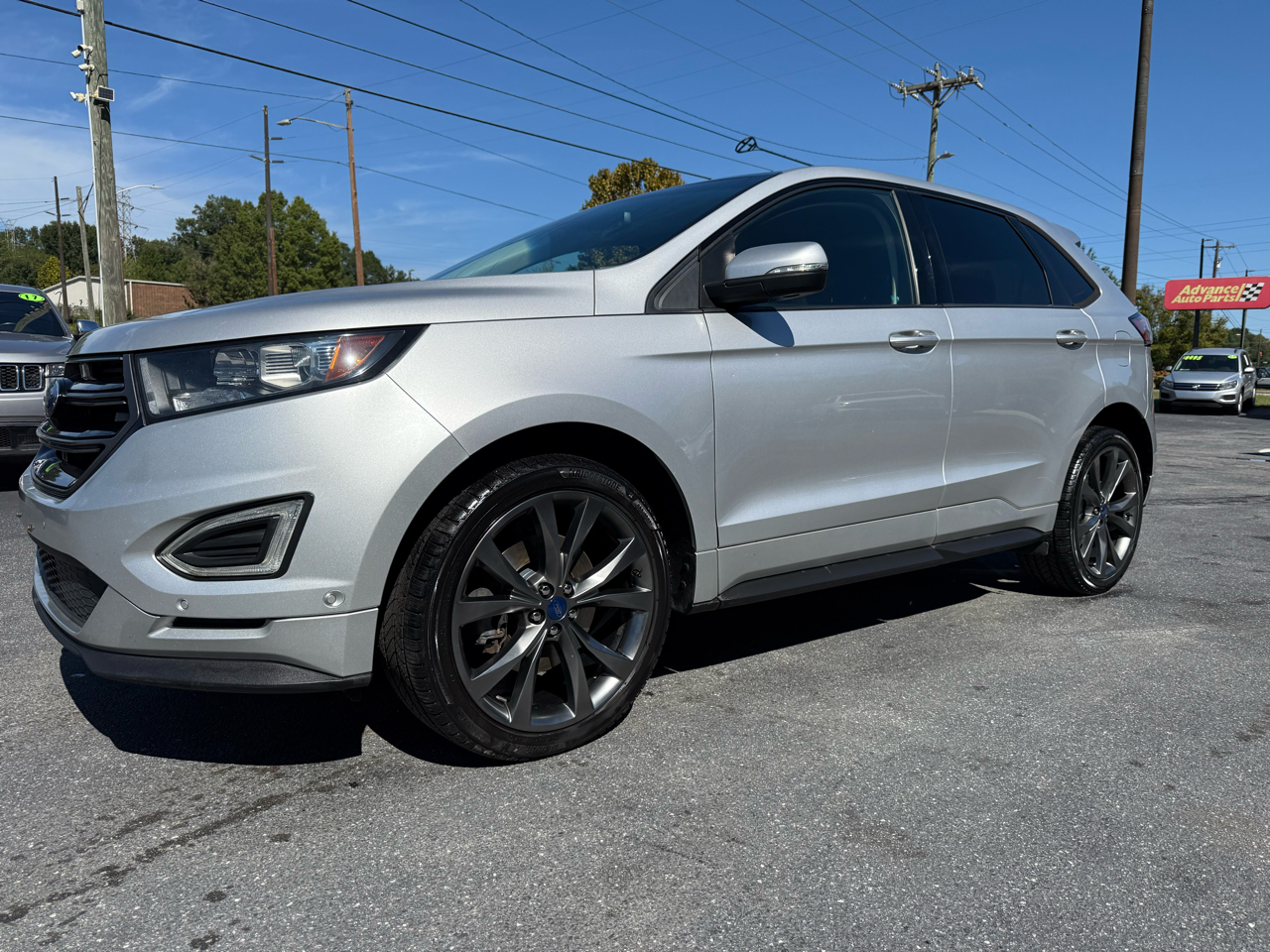 2016 Ford Edge Sport photo 2