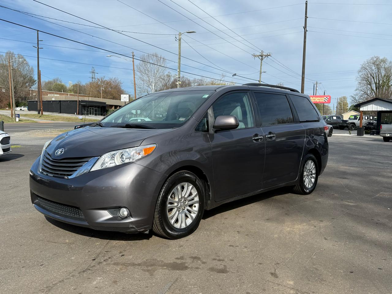 2012 Toyota Sienna XLE