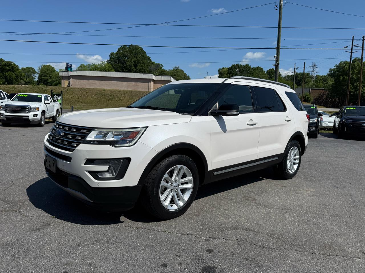 2017 Ford Explorer XLT FWD