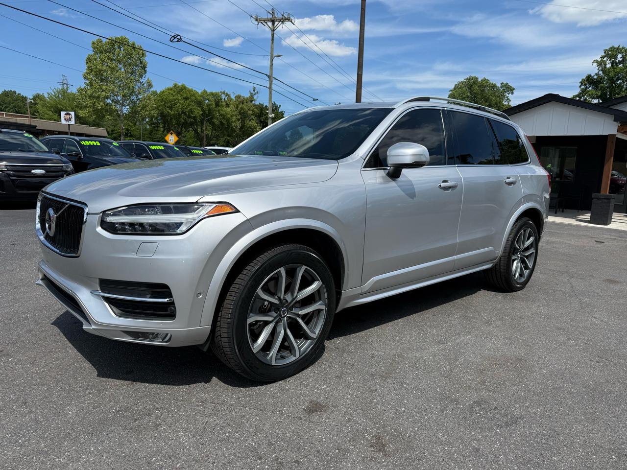 2019 Volvo XC90 T6 Momentum AWD