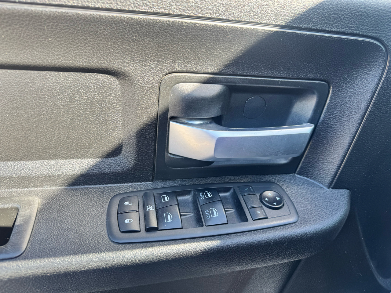 RAM 3500 Tradesman Crew Cab 4WD DRW 2019