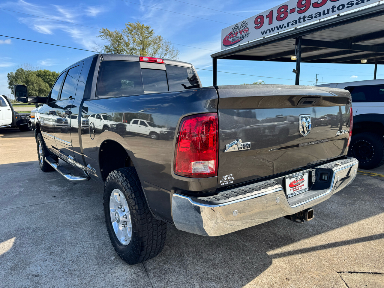 RAM 2500 SLT Mega Cab 4WD 2016