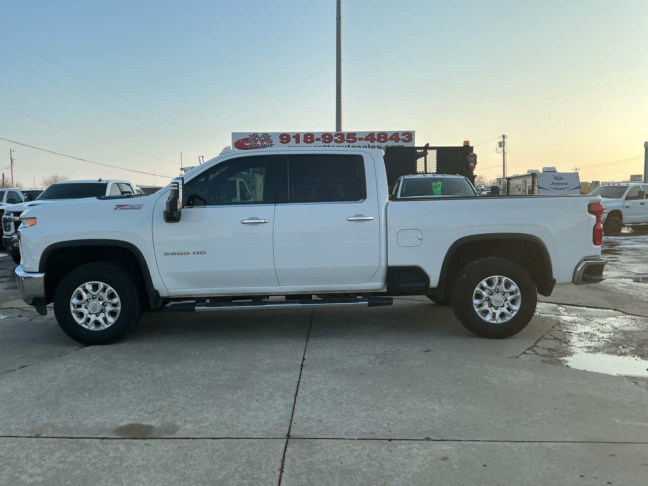 2022 Chevrolet Silverado 3500HD LTZ Crew Cab 4WD